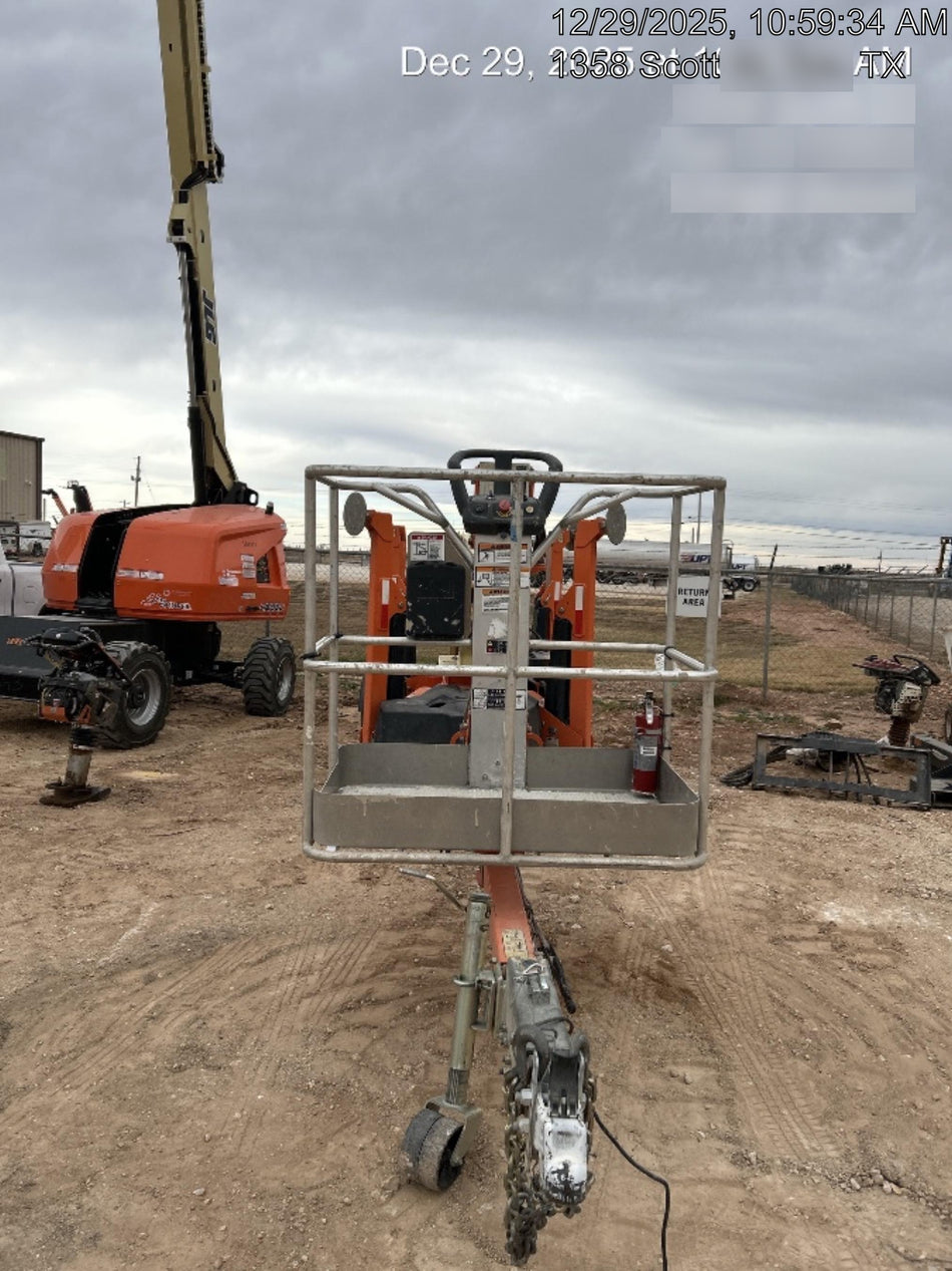 2022 JLG T500J