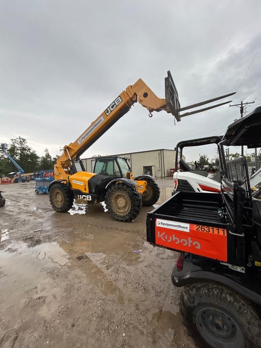 2020 JCB 509-42 Cab/Heat/Air, Solid Tires, Work Lights, Beacon, Aux Hydraulics, Back up Alarm, Lifting Eye, ES Decals
