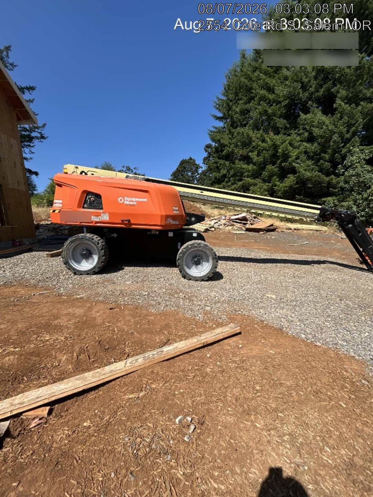2023 JLG 660SJ