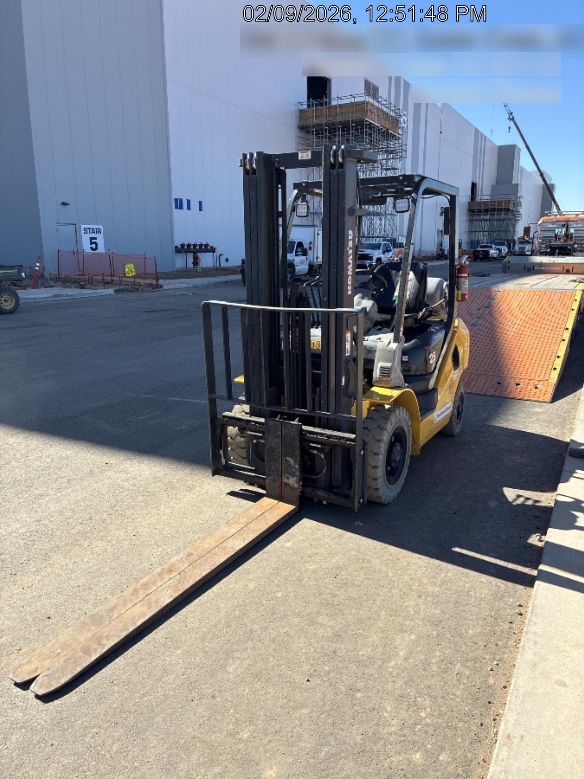 2021 KOMATSU FG25T-16