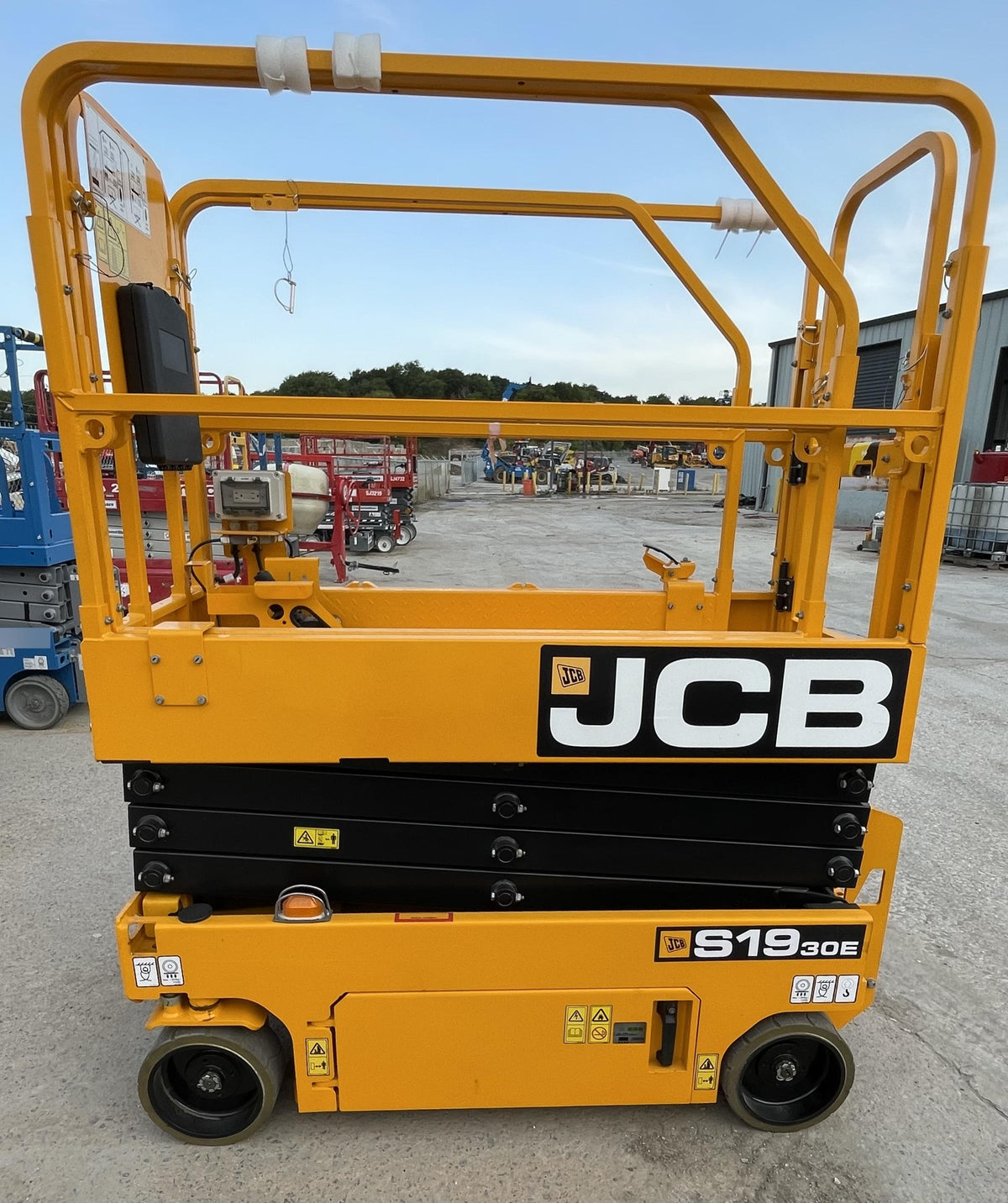 2023 JCB S1930E