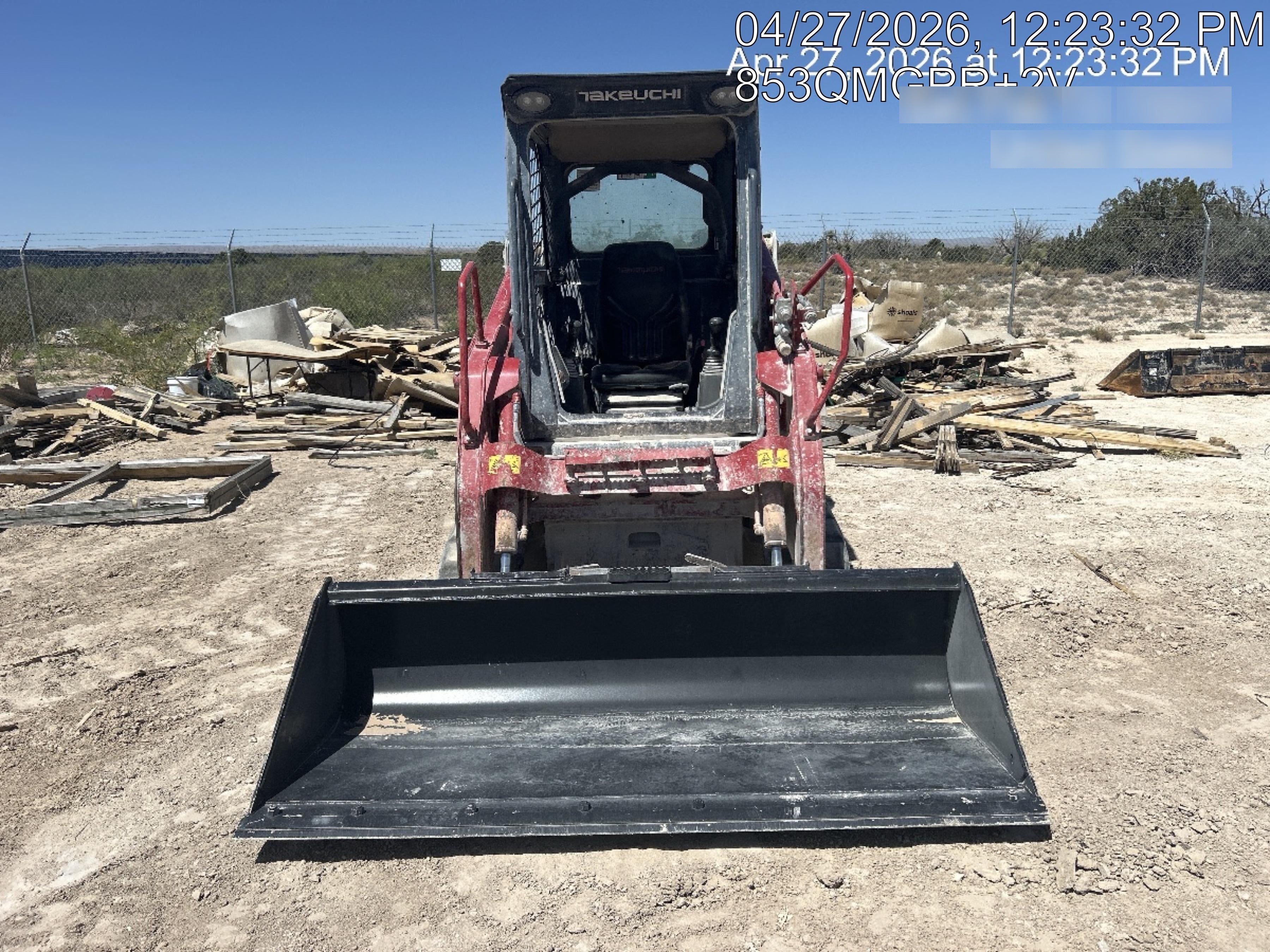 2022 TAKEUCHI TL8R2-R