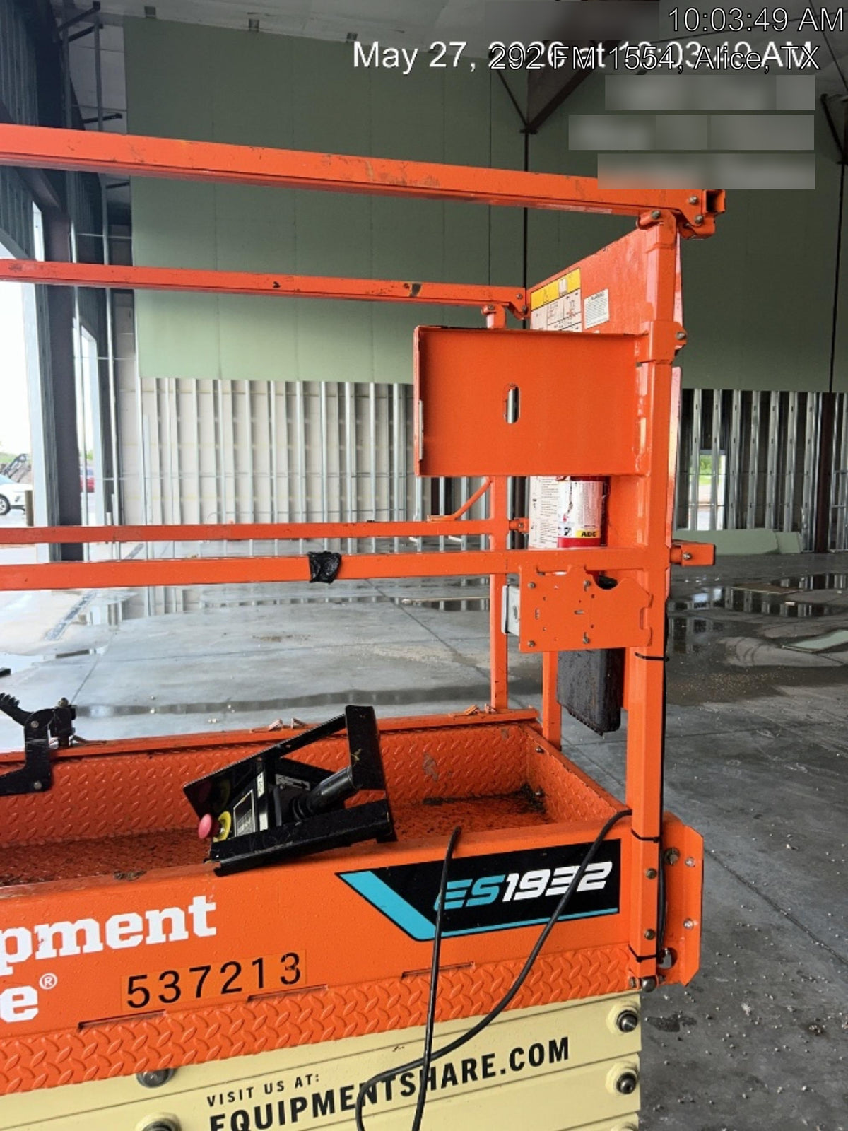 2025 JLG ES1932