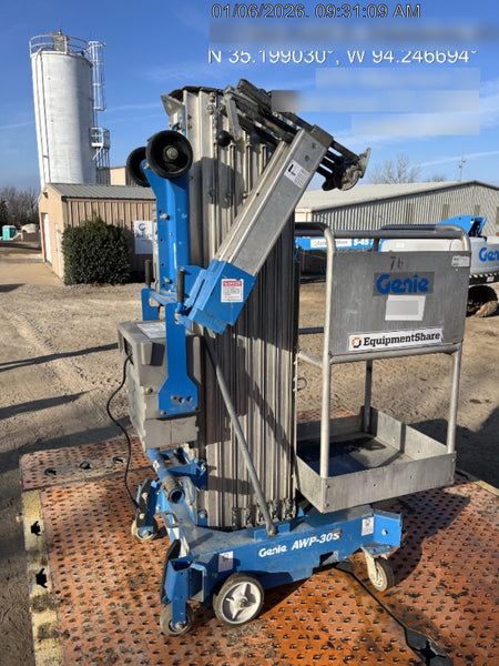 2018 GENIE AWP-30S