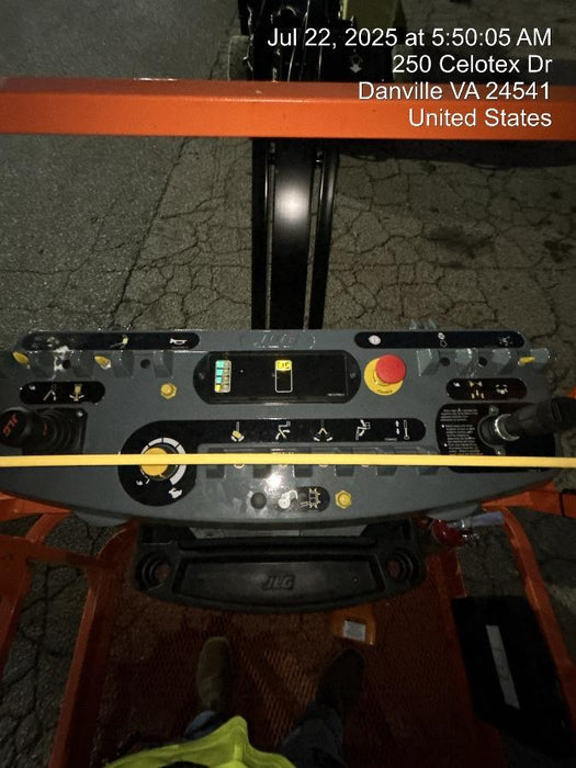 2025 JLG E400AJP Narrow