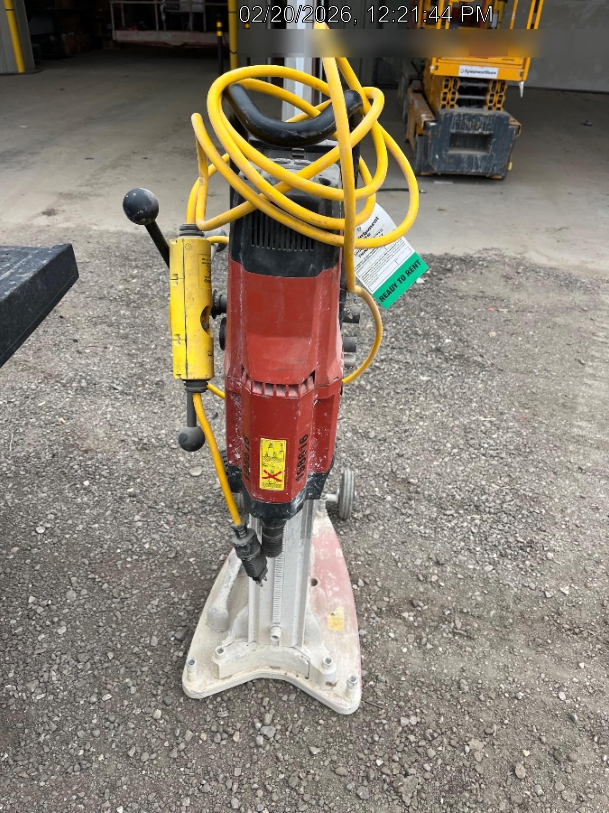 2022 HILTI DD250E