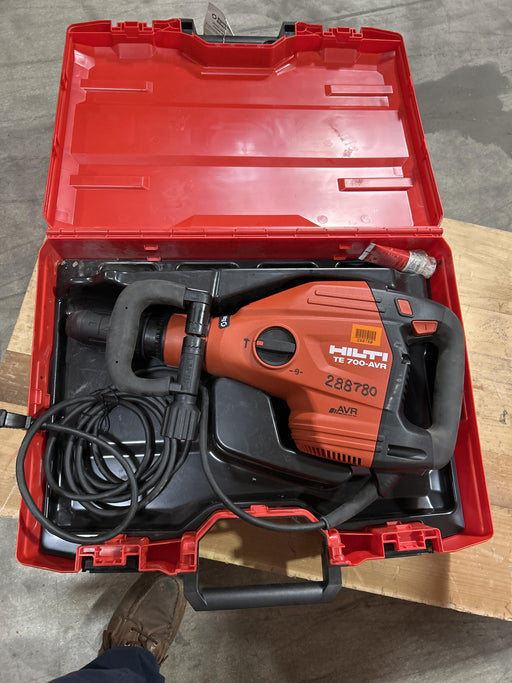 2023 HILTI TE 700-AVR