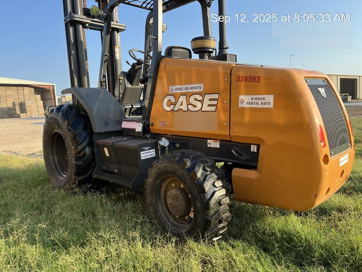 2023 CASE 588H