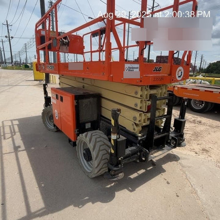 2022 JLG RT4069