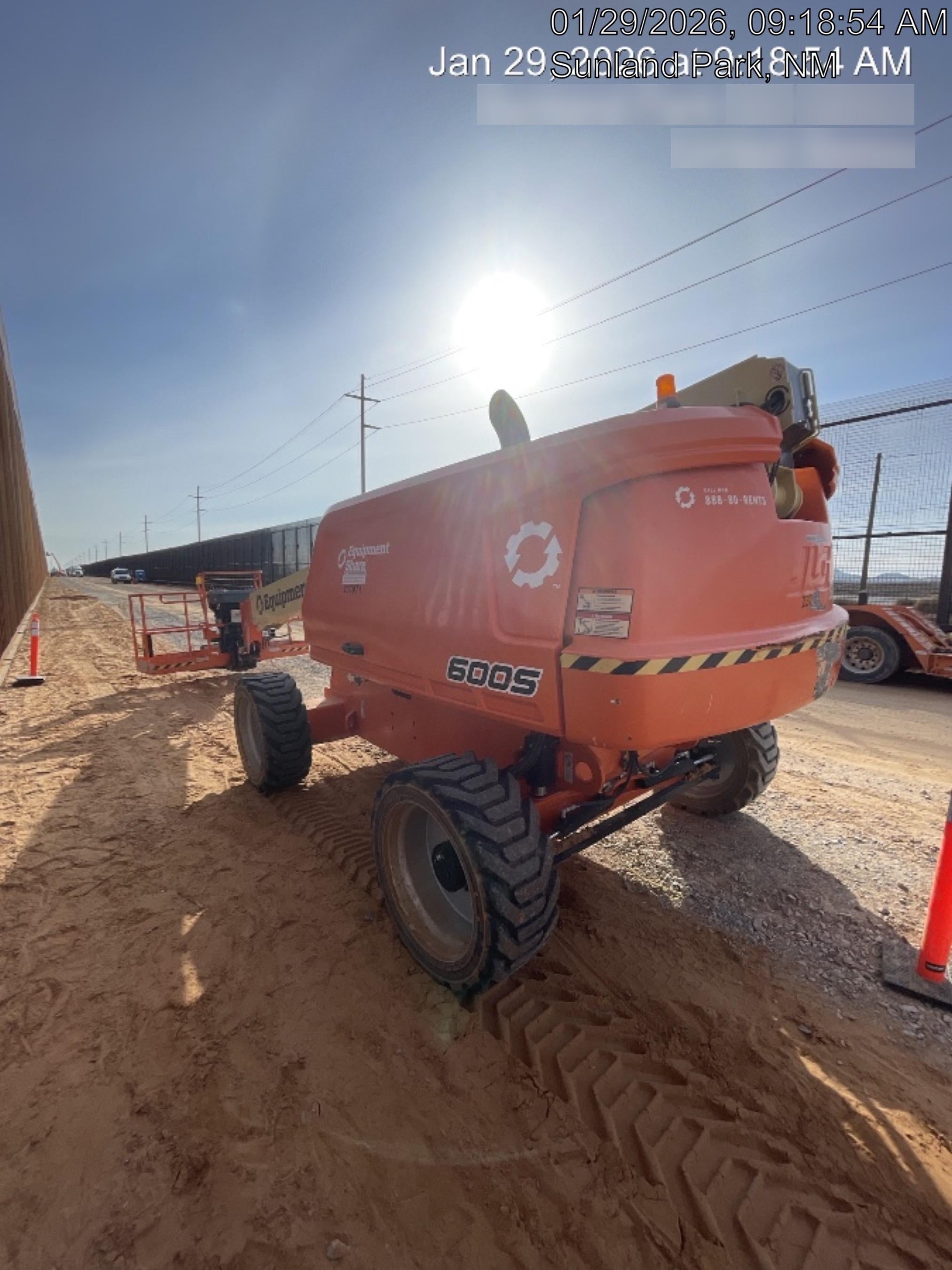 2022 JLG 600S