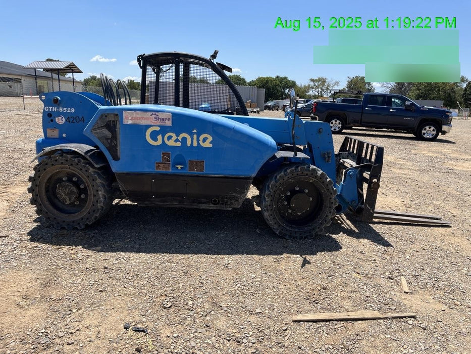 2017 GENIE GTH-5519
