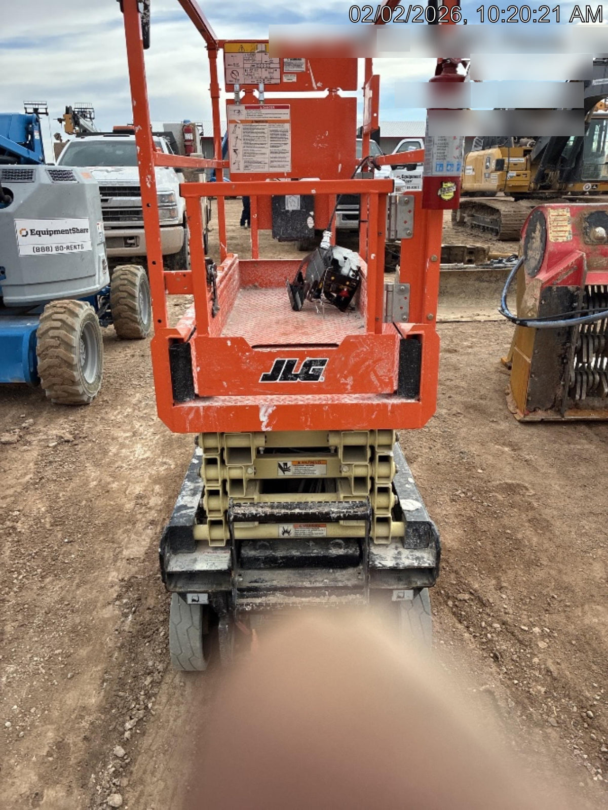2025 JLG ES1932