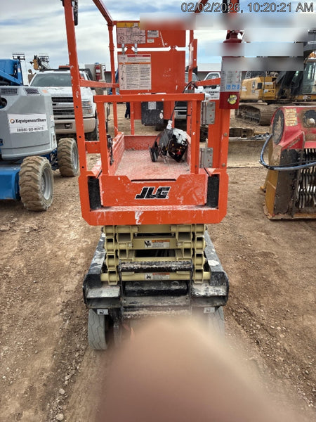 2025 JLG ES1932