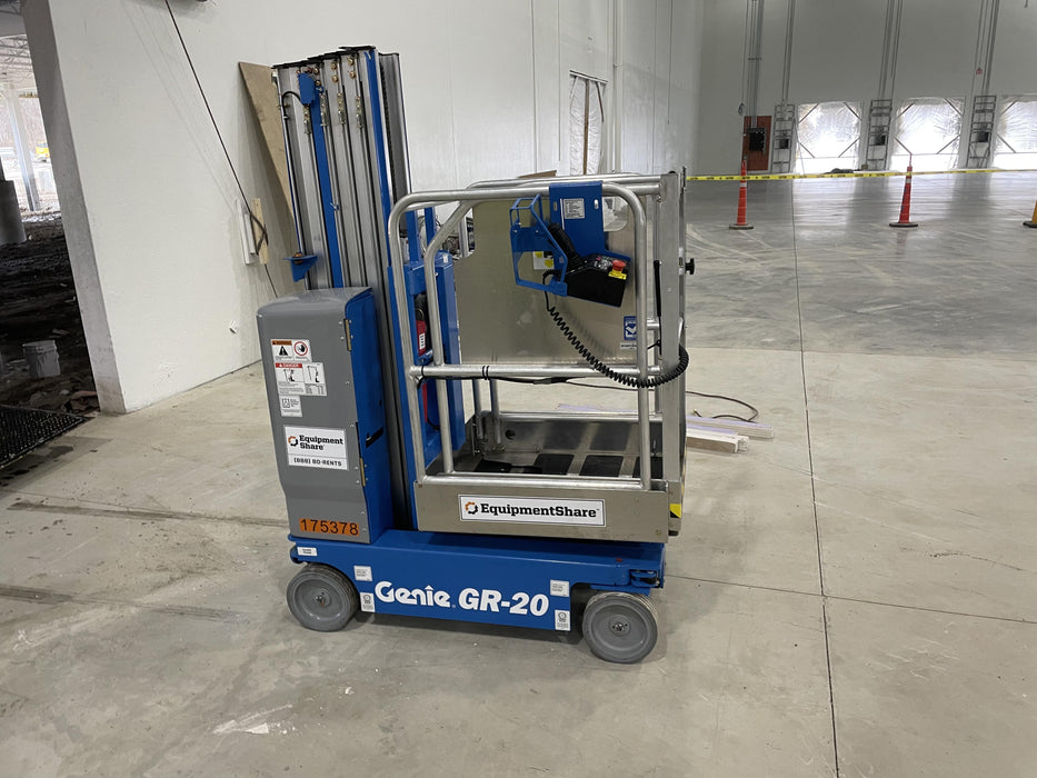 2021 GENIE GR-20