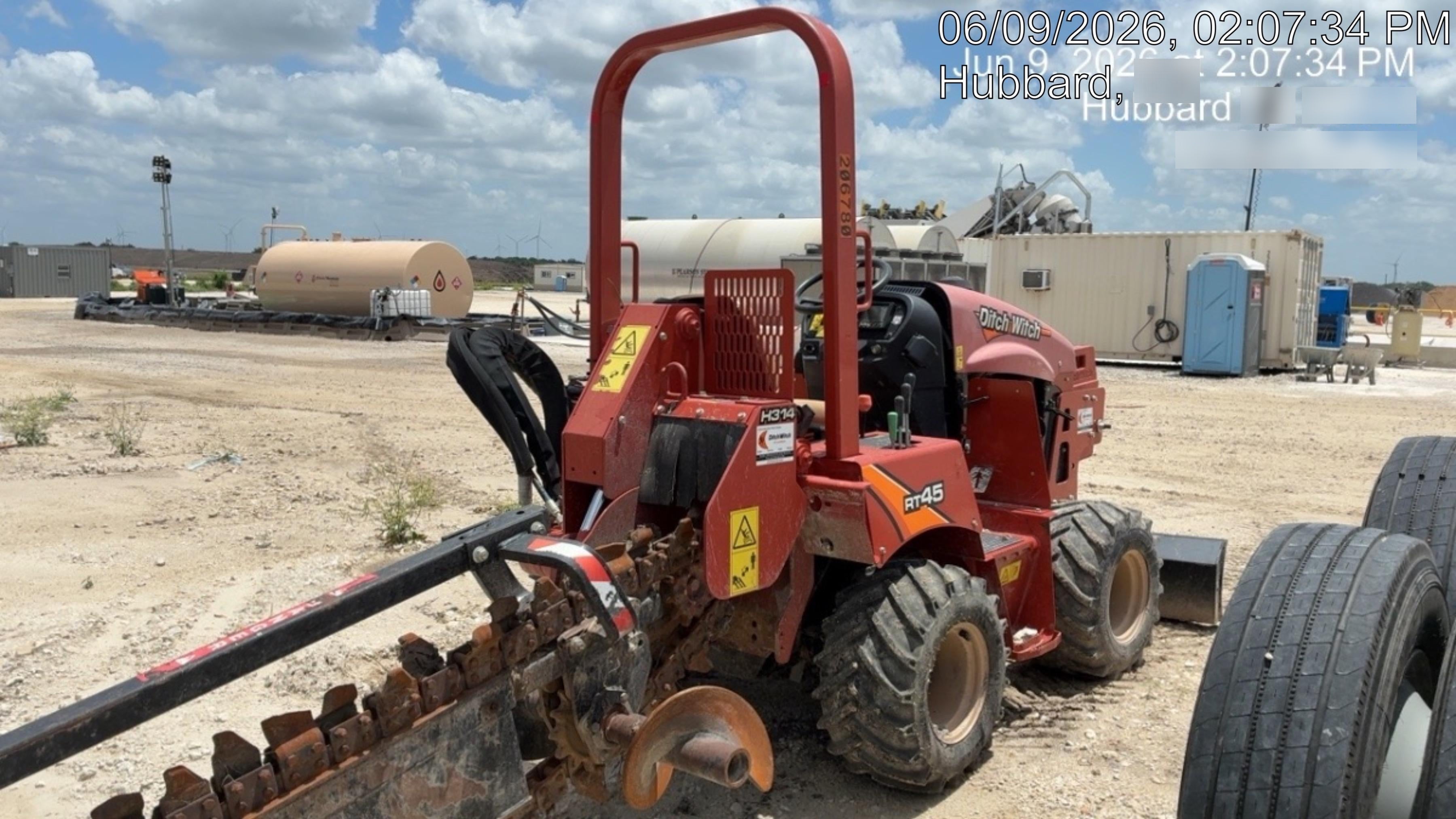 2022 DITCH WITCH RT45A