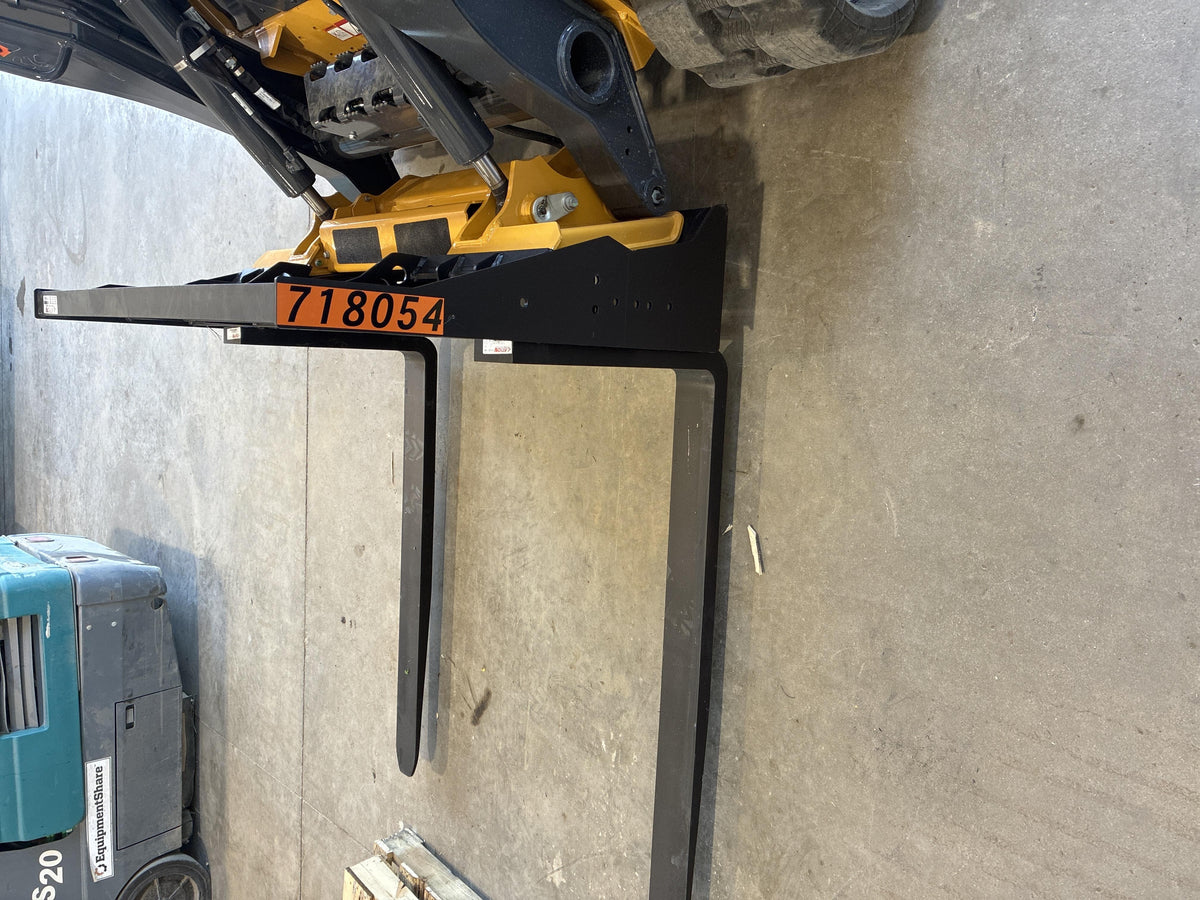 2026 ARROW MATERIAL HANDLING 48" Pallet Forks - Arrow