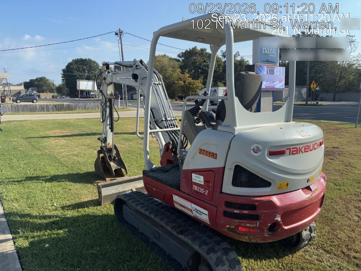 2022 TAKEUCHI TB235-2R
