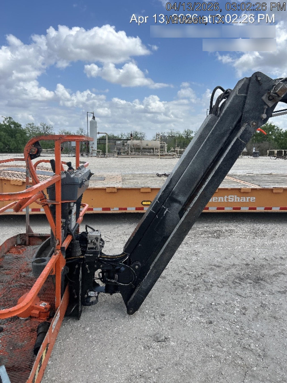 2023 JLG 660SJ