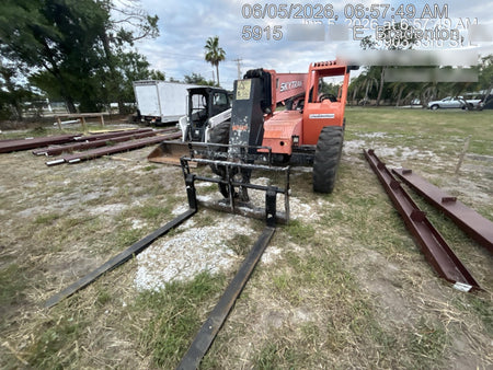2017 Skytrak 6042 42' REACH, PALLET FORKS, 6k, FOAM FILLED TIRES