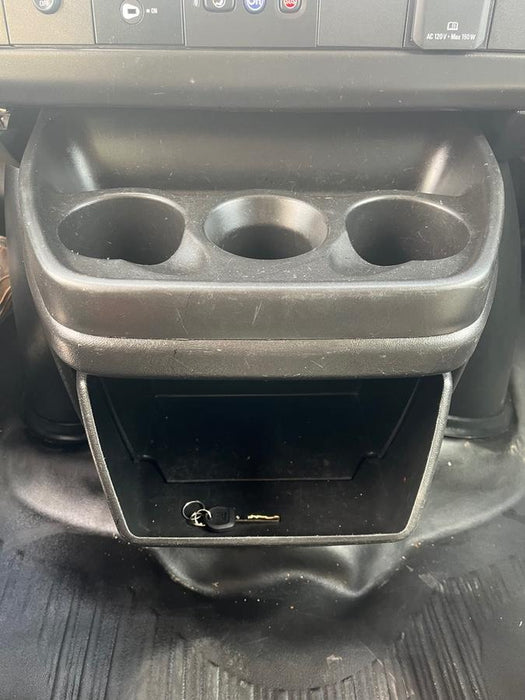 2023 CHEVROLET Express Van - Rental