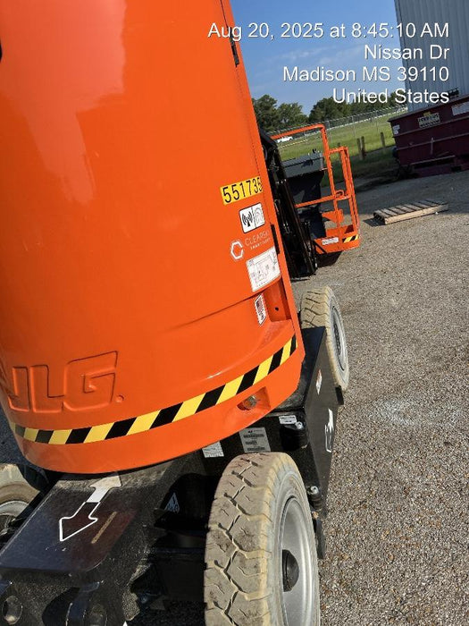 2025 JLG E300AJP