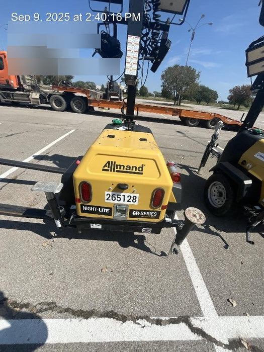 2022 Allmand NLV3GR (4) LED Light Fixture 350W, 23' Vertical Mast, 3kW Prime, Towable, ES Decals, T3