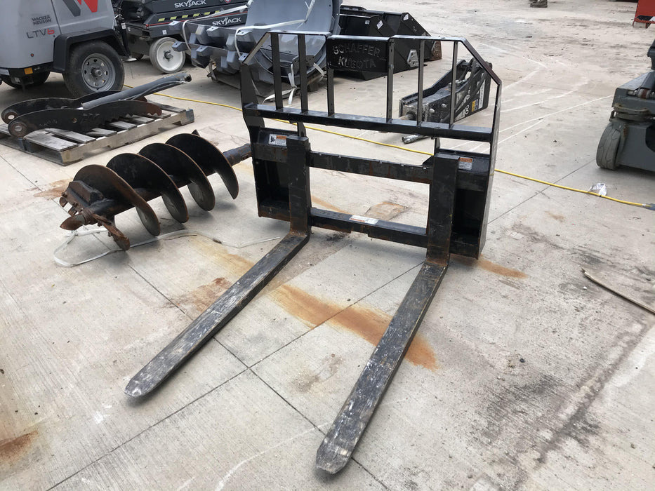 2020 KUBOTA PFL4548 Pallet Forks
