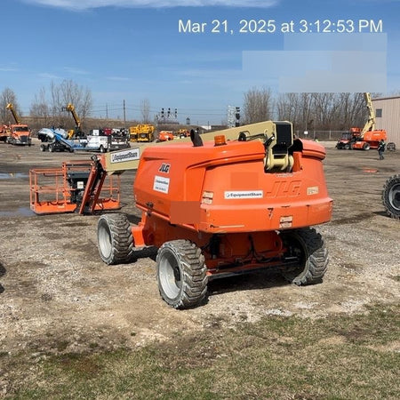 2019 JLG 660SJ