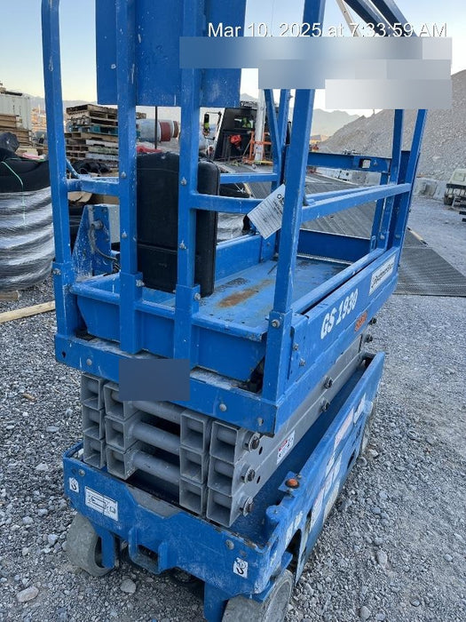 2019 Genie GS-1930 Half Height Swing Gate, 800W Inverter