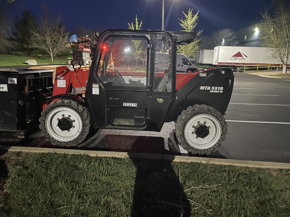 2022 MANITOU MTA5519