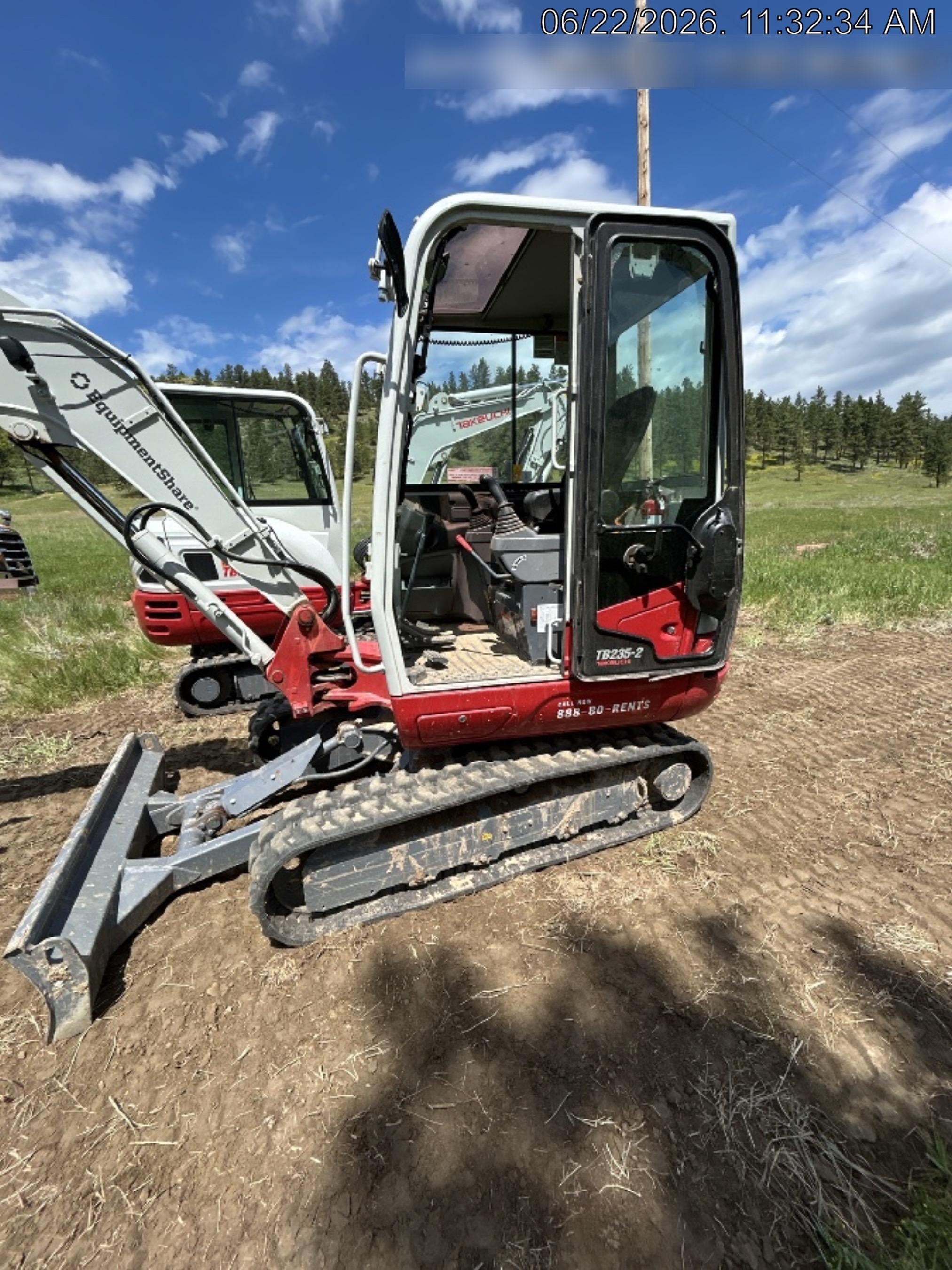 2025 TAKEUCHI TB235-2CR