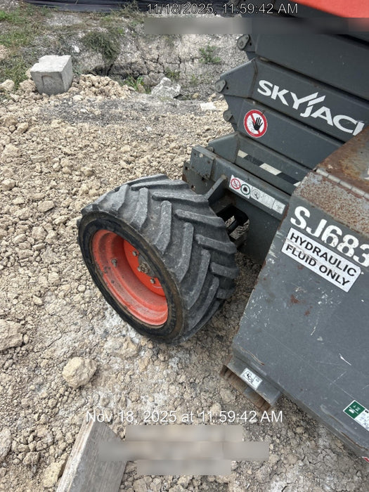 2017 SKYJACK SJ6832 RT