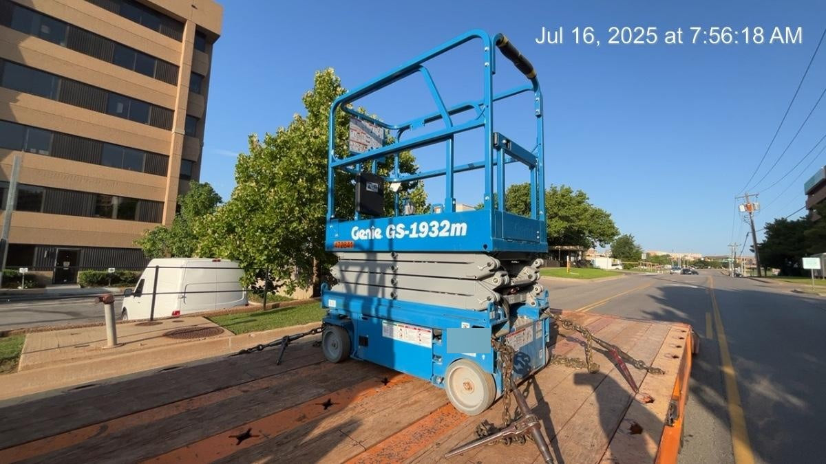 2024 GENIE GS-1932M