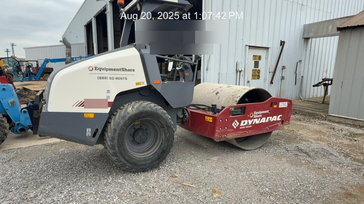 2021 DYNAPAC CA1400D