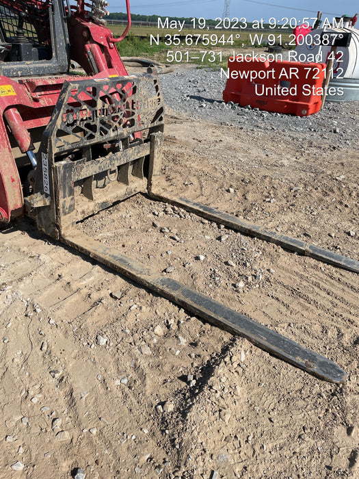 2022 PALADIN 48" Pallet Forks - Paladin