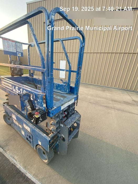 2019 Genie GS-1930 Fixed Rails with Chain Entry