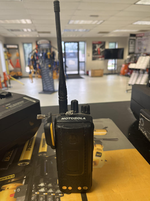 2021 MOTOROLA XPR3300E