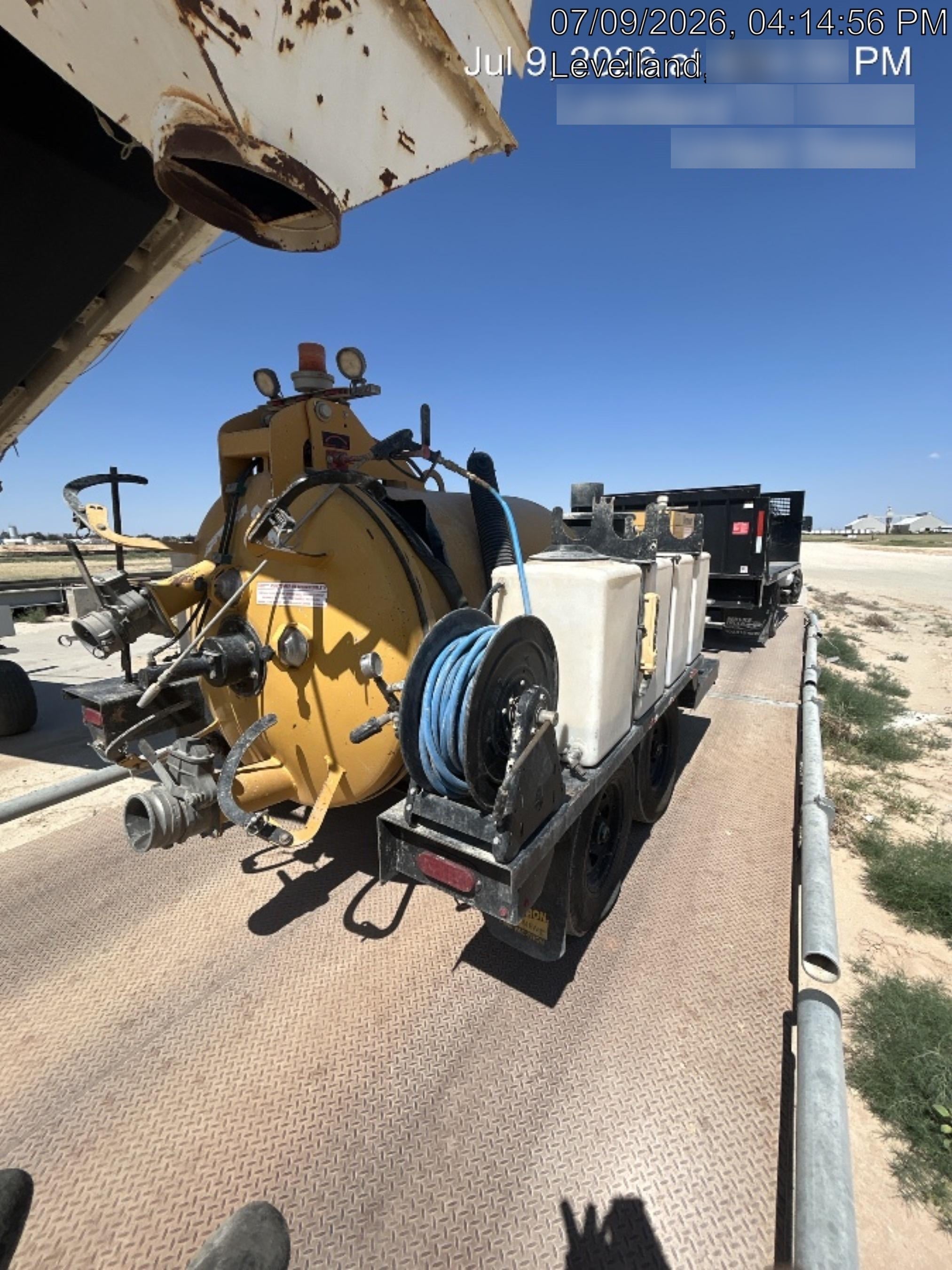 2020 VAC-TRON LP573XDT
