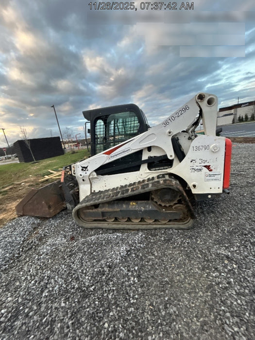 2021 BOBCAT T740