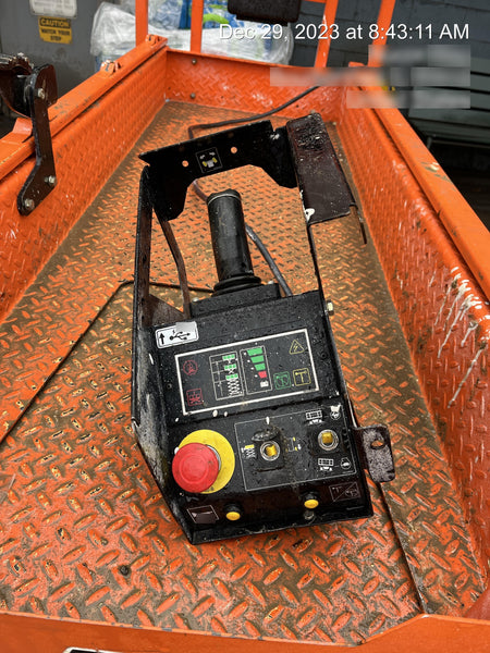 2022 JLG R1932