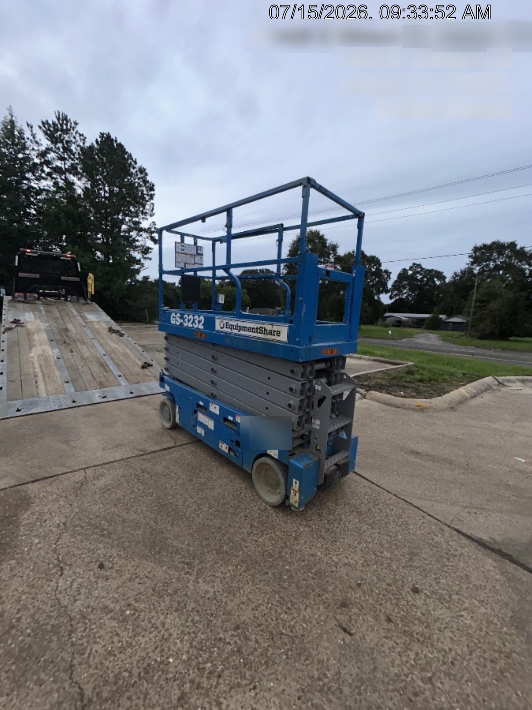 2023 GENIE GS-3232