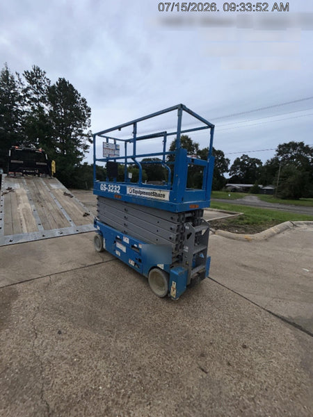 2023 GENIE GS-3232