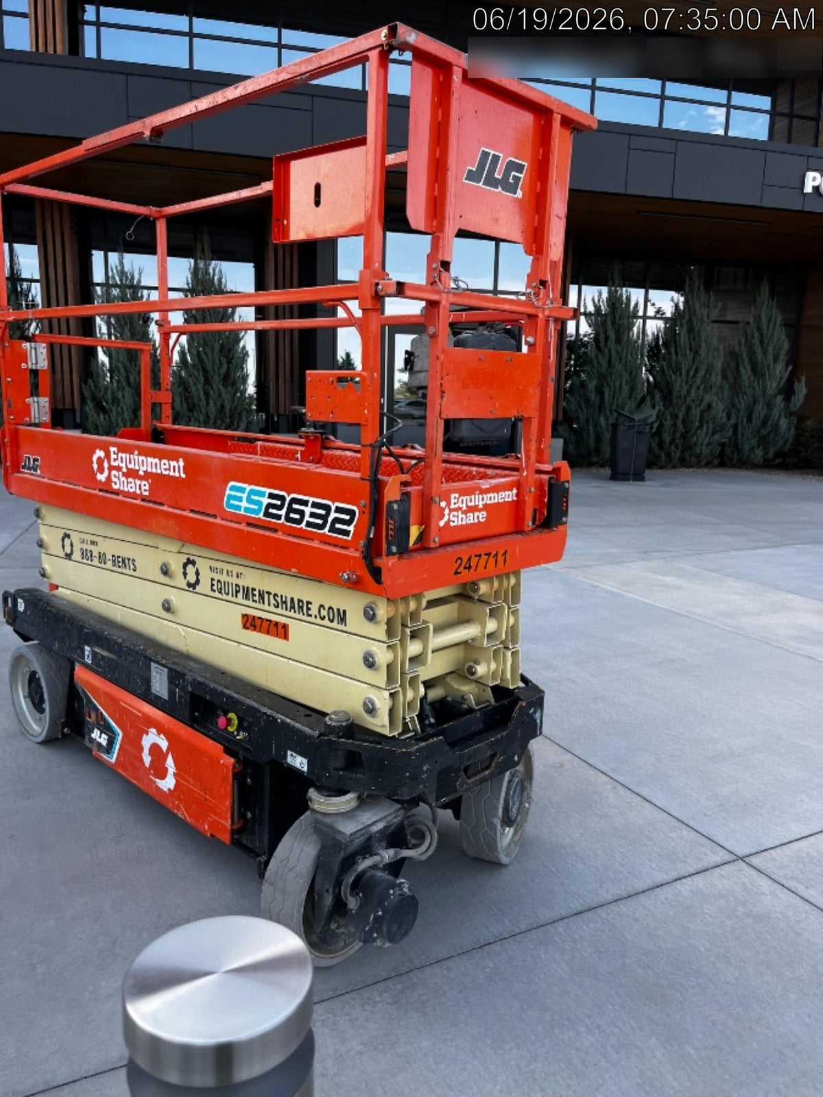 2022 JLG ES2632