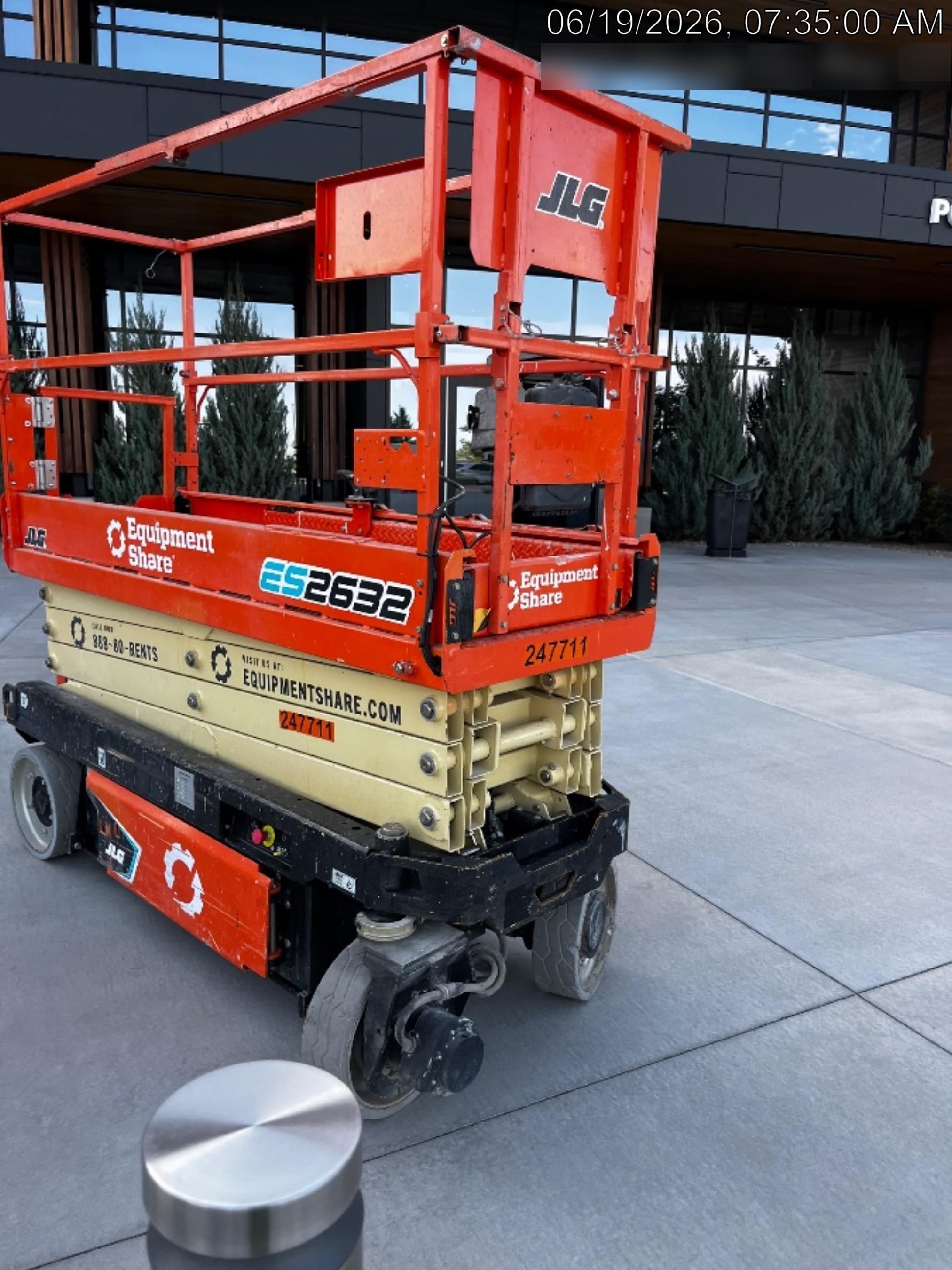 2022 JLG ES2632