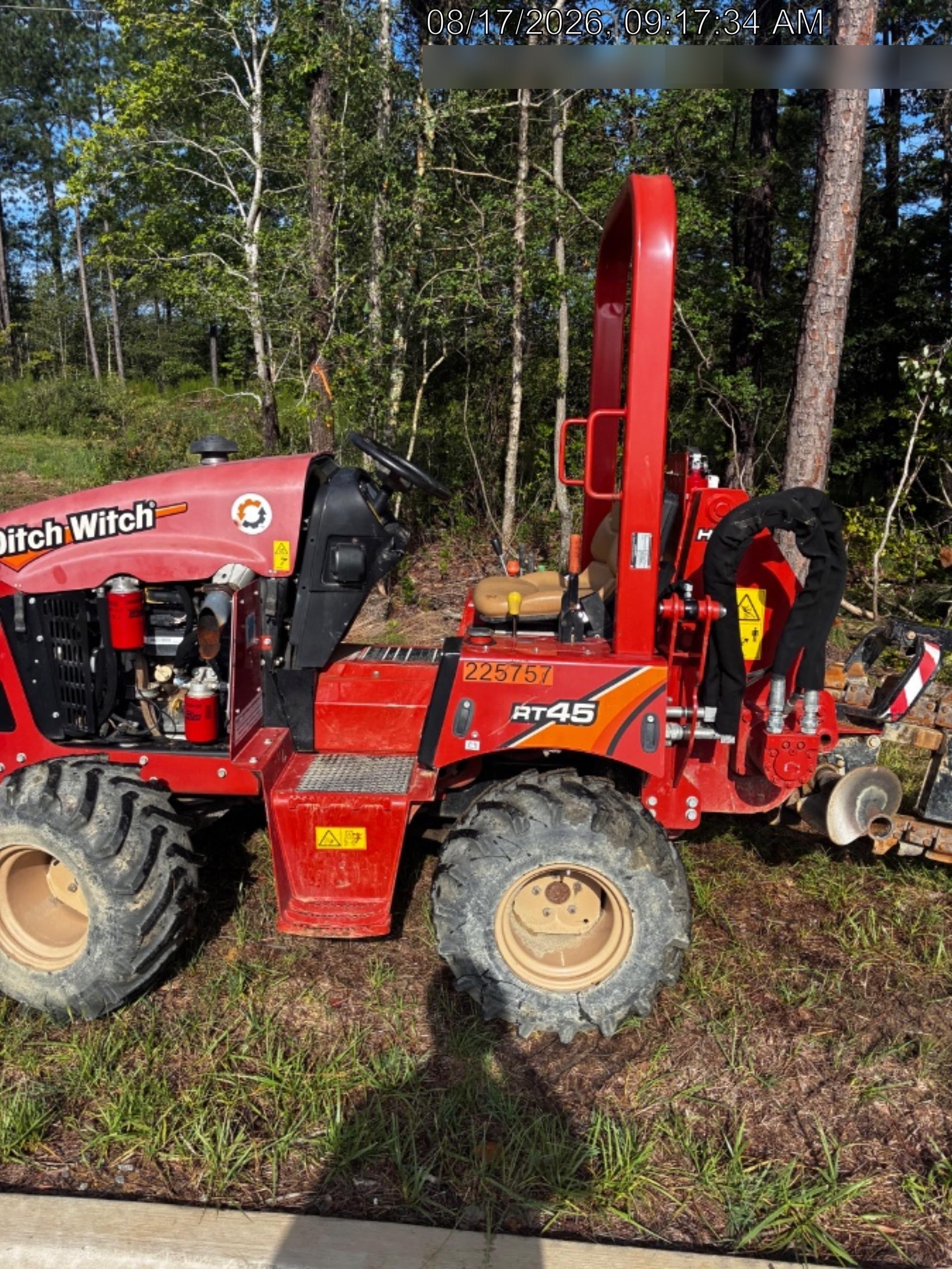 2022 DITCH WITCH RT45A