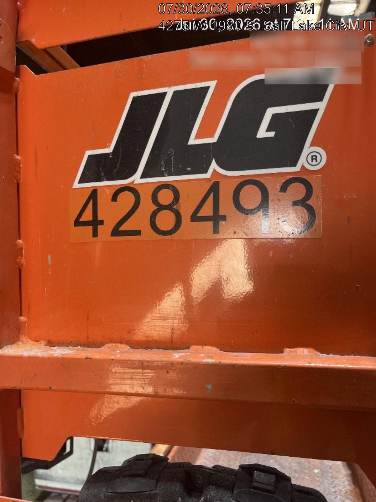 2024 JLG ES1932