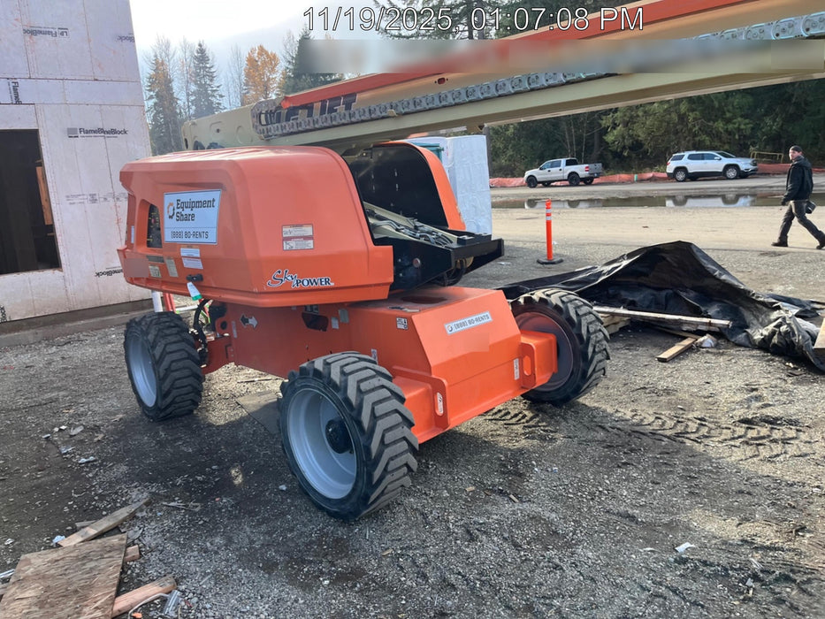 2019 JLG 660SJ