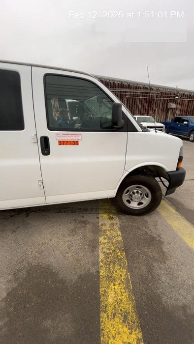 2023 CHEVROLET Express Van - Rental