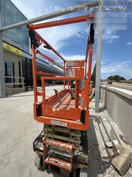 2022 JLG ES1932