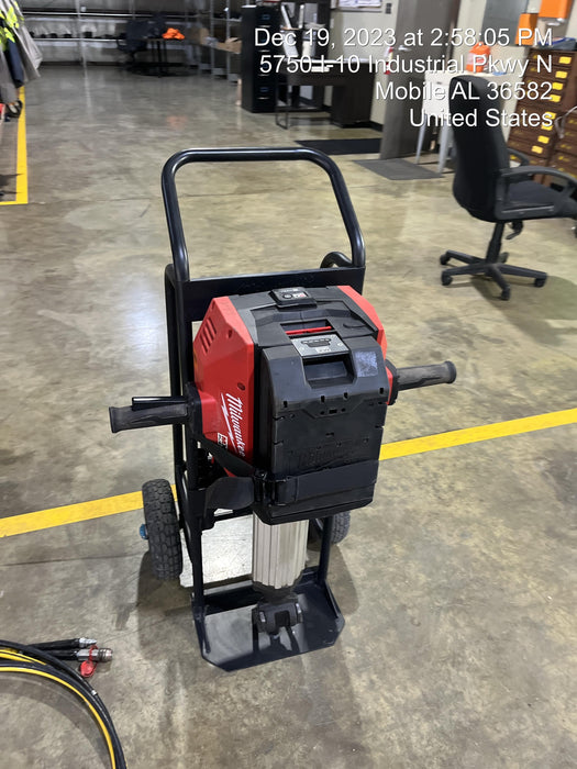 2022 MILWAUKEE MXF368-1XC